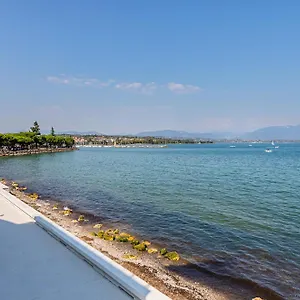 Residenza Miralago By Wonderful Italy Desenzano del Garda